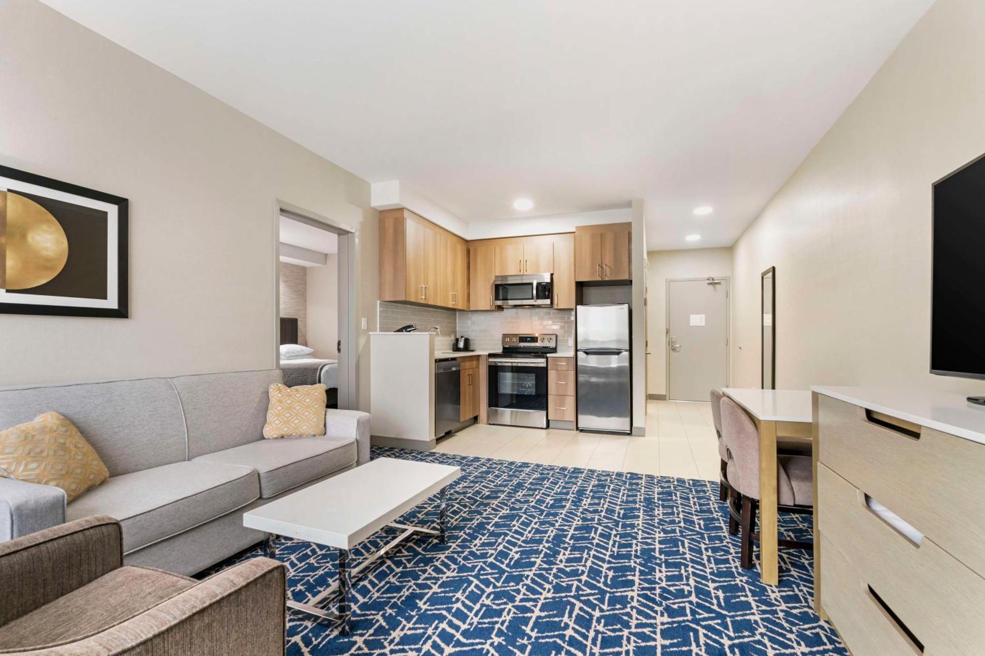 Best Western Premier Route 97 Vernon Extérieur photo